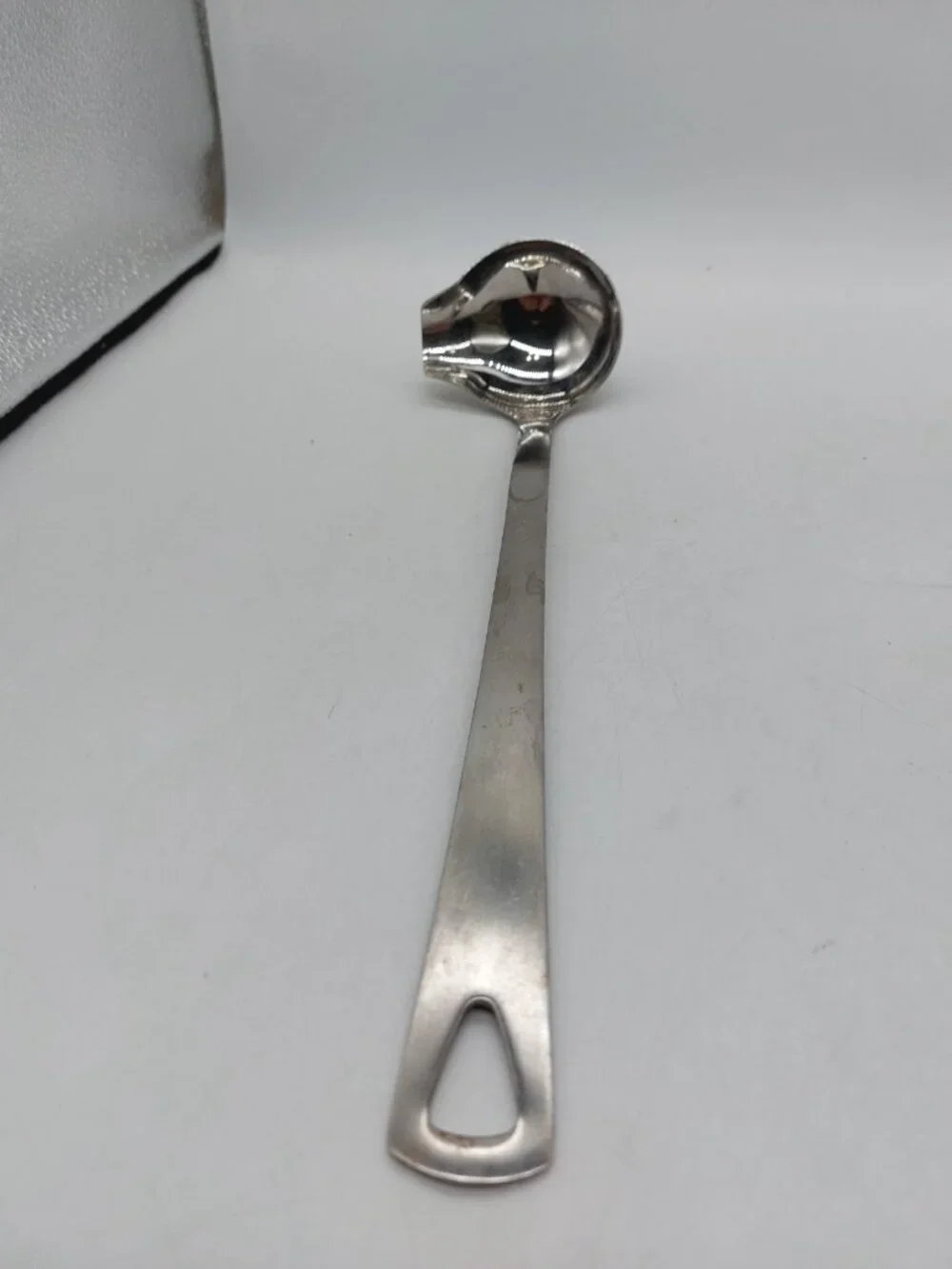 Oneida Sauce Gravy Soup Ladle Stainless Steel 10” Side Pour 18/8